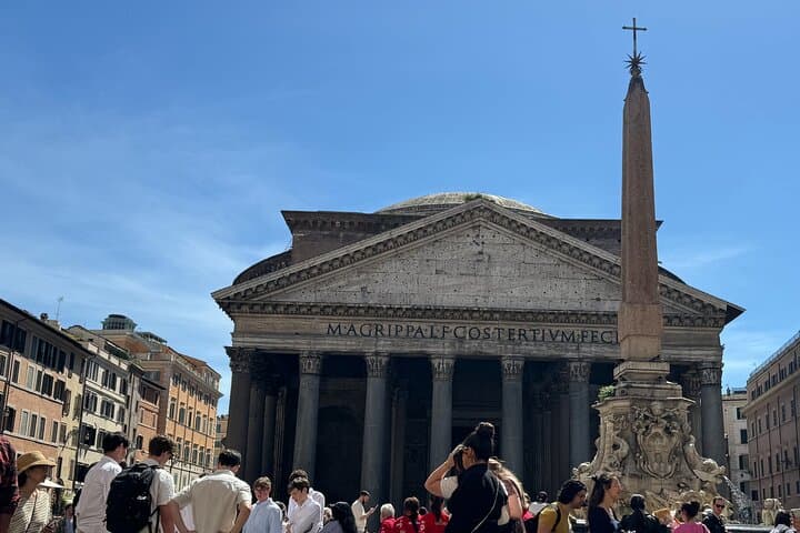 Inside the Pantheon: 60-Minute Elite Guided Tour of Rome's Iconic Temple photo 4