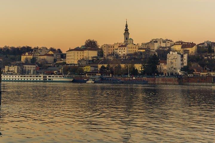 Belgrade Bike-and-Boat: Private Wheels-to-Waves City Tour photo 4