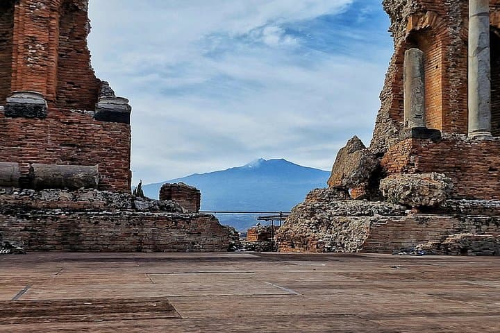 Etna Up Close: Day Trip to Mount Etna and Taormina from Syracuse photo 4