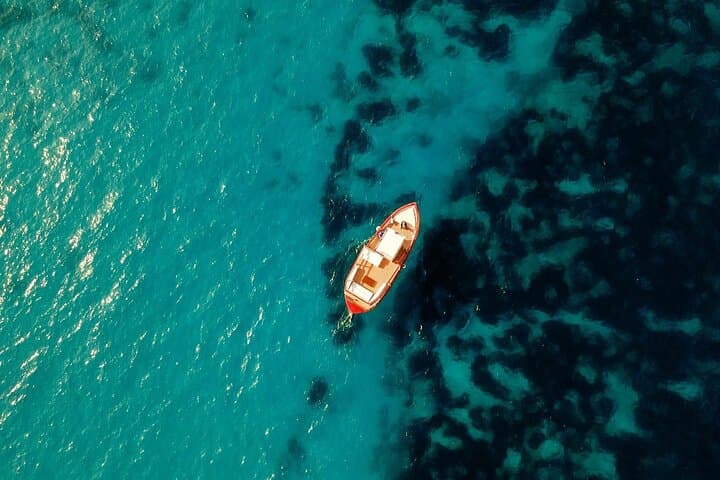 Syracuse Coast Boat Tour with Typical Lunch and Snorkeling photo 6