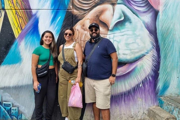 Paragliding Over San Félix with Comuna 13 Tour — 4-Hour Medellín Adventure photo 4
