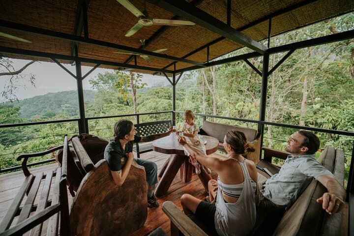 Vanilla, Cacao & Spice Farm Tour Manuel Antonio: Hands-On Tasting & Rainforest Views photo 5