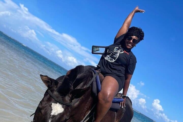 Montego Bay Beach Horseback Ride — 45-Minute Guided Experience photo 5