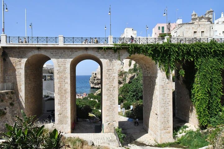 Polignano’s Pathways of Passion — Romantic Walking Tour in Polignano a Mare photo 2