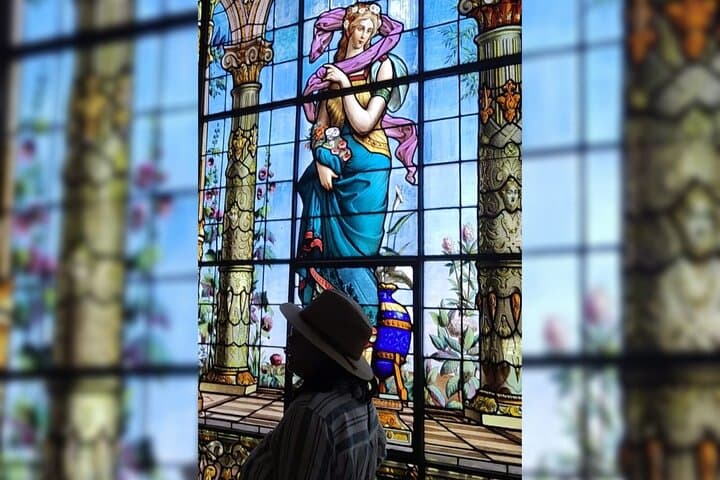 Explore Chapultepec Castle: Private Guided Tour with Round-Trip Transport photo 4