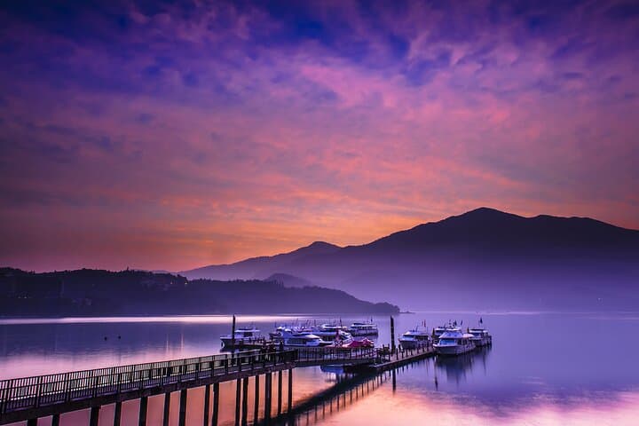 Sun Moon Lake Leisure Day Trip from Taichung: Boat Rides, Temples & Lakeside Strolls photo 1