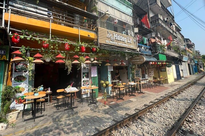 Hanoi Old Quarter Walking Tour: 3‑Hour City Walk with Optional Train Street Visit photo 4