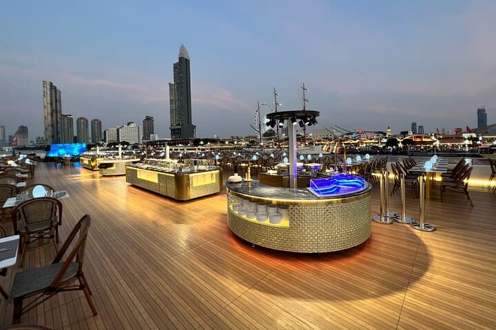 Bangkok Royal Galaxy Chao Phraya River Dinner Cruise: Evening Sights, Seafood & Thai Dance photo 2