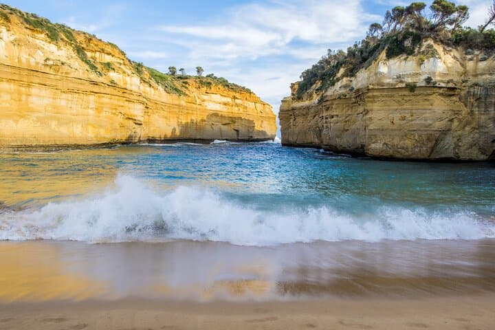 Great Ocean Road Full-Day: Twelve Apostles, Loch Ard Gorge & Kennett River Koala Walk photo 3