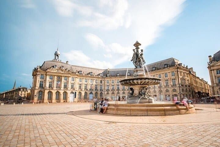 Bordeaux Street Food Tour With a Local Guide — Wine, Chocolatier & Saint‑Pierre Eats photo 4