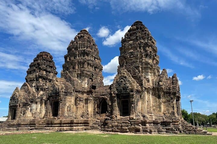 Day Tour from Bangkok: Ayutthaya Ruins, Lopburi Monkeys & Wat Muang’s Giant Buddha photo 4