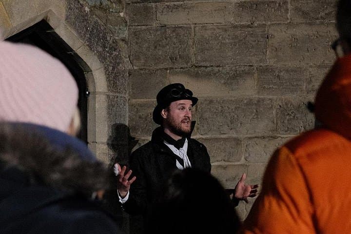 Dark History Walking Tour of Warwick: Ghost Stories, Murders & Castle Secrets photo 2