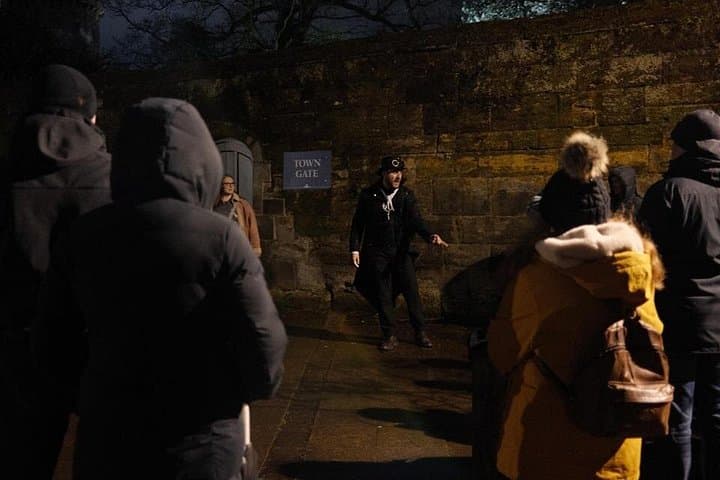 Dark History Walking Tour of Warwick: Ghost Stories, Murders & Castle Secrets photo 4