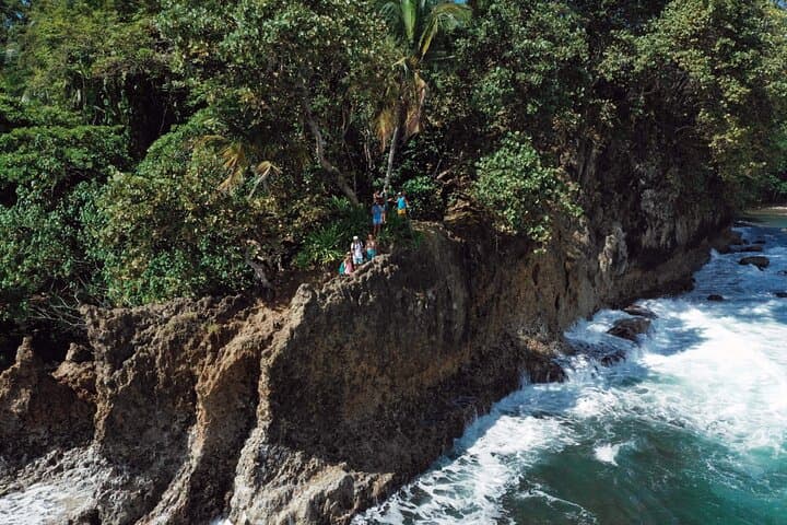 Puerto Viejo Hidden Gems & Bri Bri Waterfall Tour with Iguana Project Visit photo 2