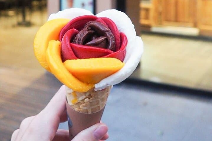 Verona Street Food Walking Tour — Local Guide, Tastings & Historic Sights photo 4