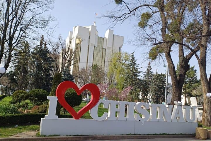 Chisinau on Foot: Private 2.5-Hour Walking Tour of Moldova's Capital