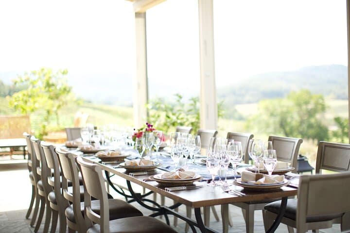 Monticello Wine Trail: Private Custom Wine Tour with Panoramic Sunroof photo 3