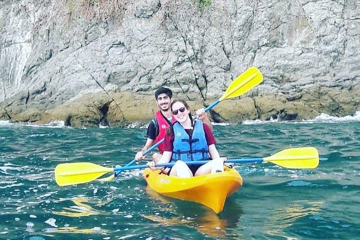 Quepos Ocean Kayaking and Snorkeling: Paddle to Volcanic Reefs and Ancient Turtle Traps photo 2