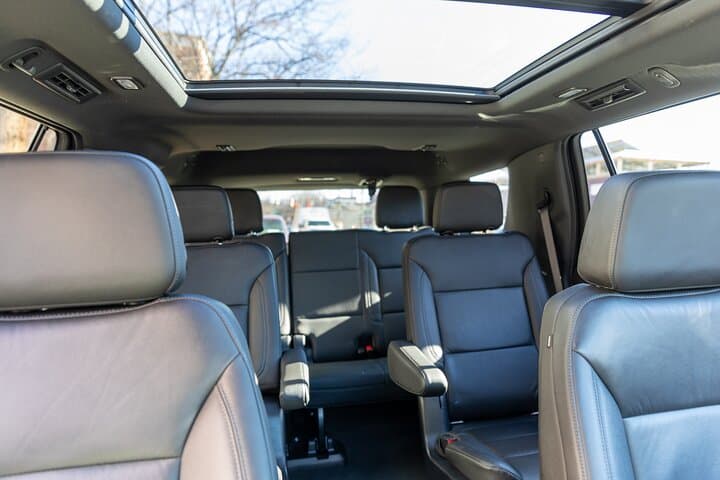Monticello Wine Trail: Private Custom Wine Tour with Panoramic Sunroof photo 2