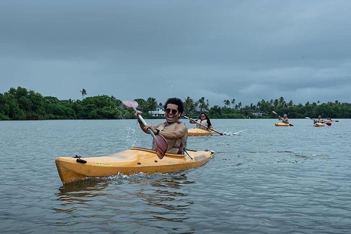 Kadamakudy Kayak: Mangrove Channels & Village Life in Kochi photo 3