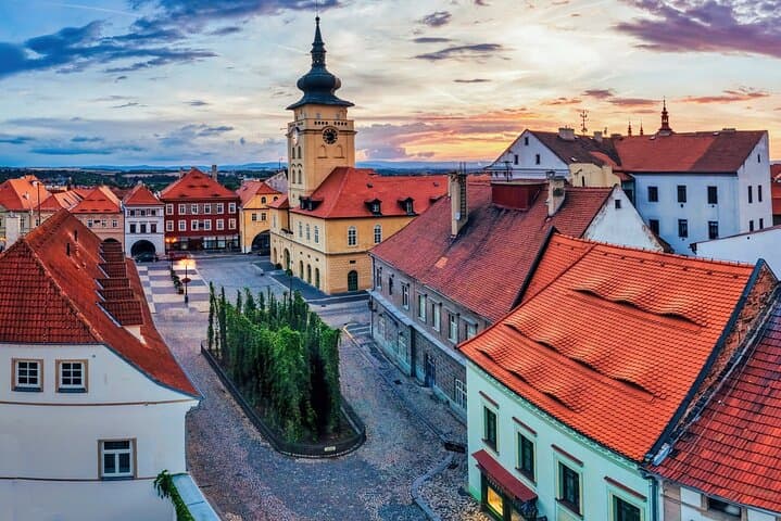 Zatec UNESCO Hop and Beer Day Trip from Prague