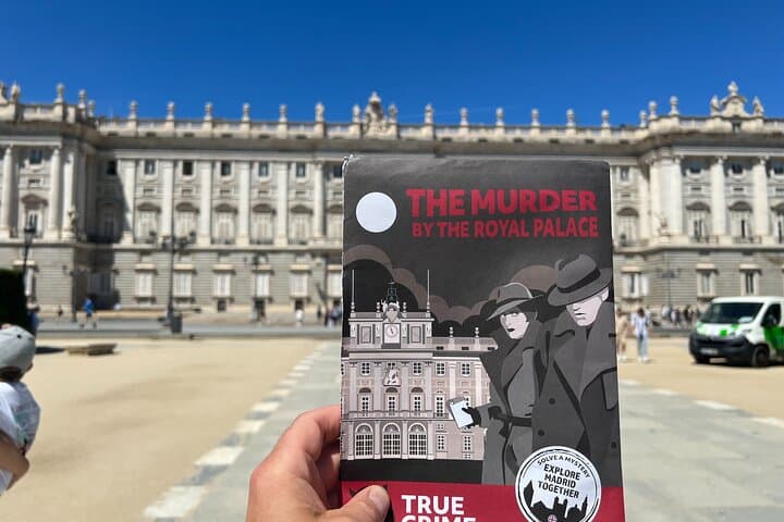 Self-Guided Mystery Walk at Madrid Royal Palace — Solve a True-Crime Urban Trail photo 5