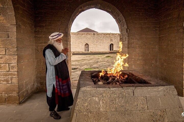 Baku to Gobustan & Absheron: Guided Day Trip to Petroglyphs, Mud Volcanoes and Eternal Fire photo 3