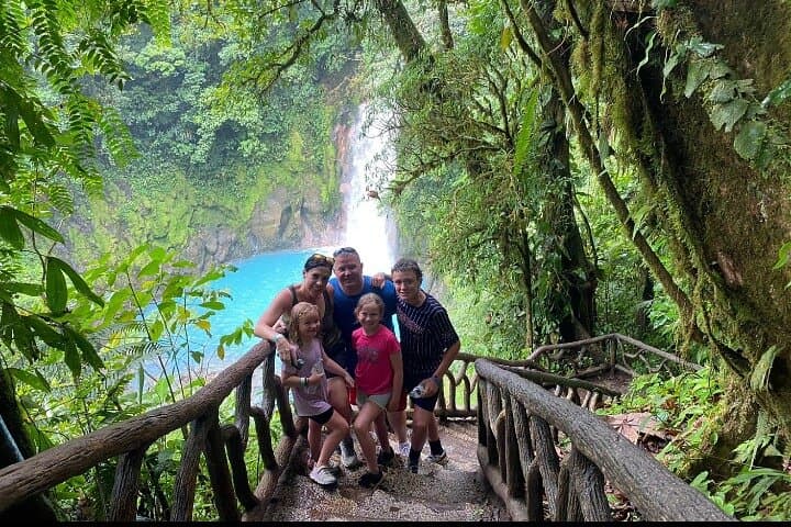 Rio Celeste Combo: Tubing the Turquoise River and Tenorio Waterfall Adventure photo 6