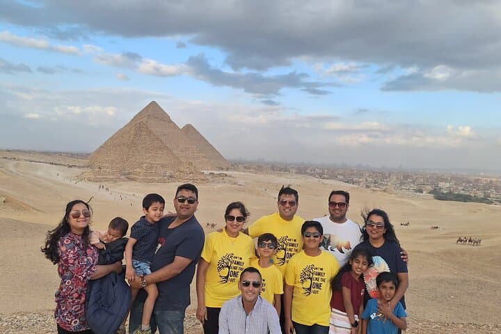 Private Giza Pyramids, Sphinx, Memphis & Saqqara Tour with Lunch and Camel Ride