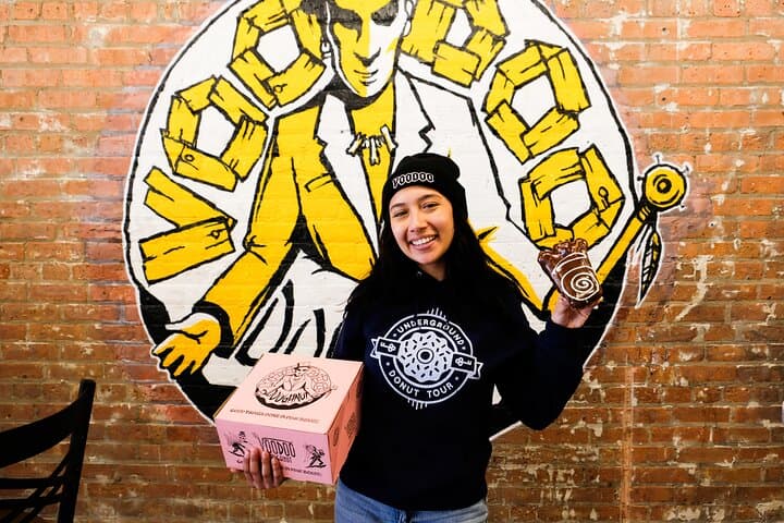 Chicago West Loop Donut Walking Tour — Do-Rite, Voodoo & Sawada Coffee photo 4