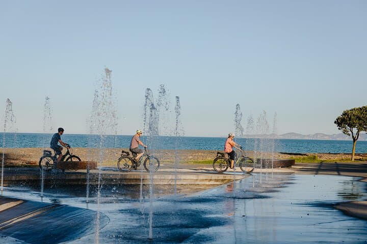 Napier 28km Self-Guided Scenic Winery Cycle - Hawke's Bay Coastal Trail