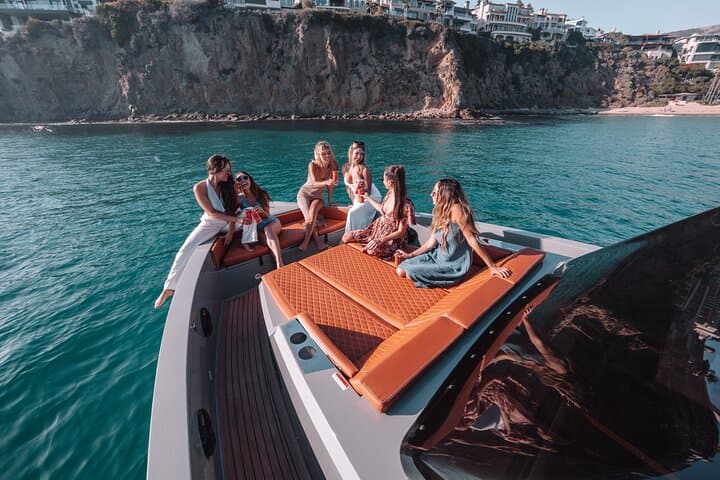 Private 45ft Sport Yacht Harbor Cruise in Newport Beach photo 5