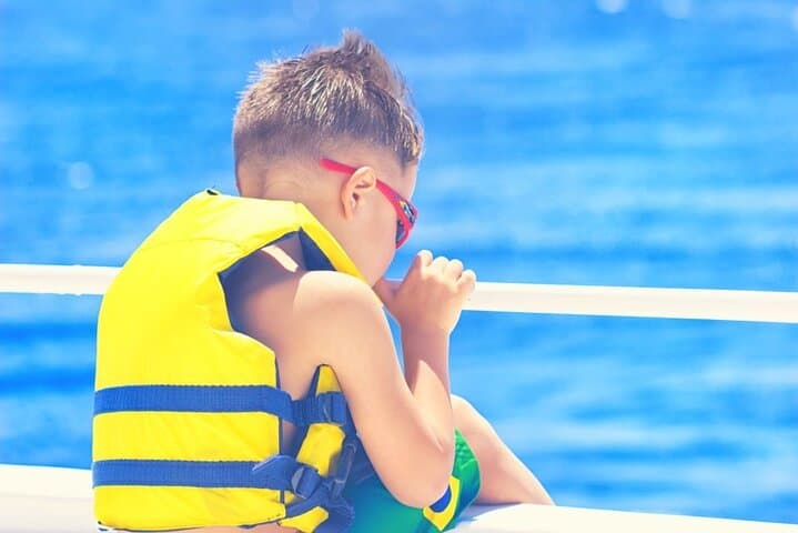 Red Sea Glass-Bottom Boat and Snorkel Tour from Hurghada photo 4