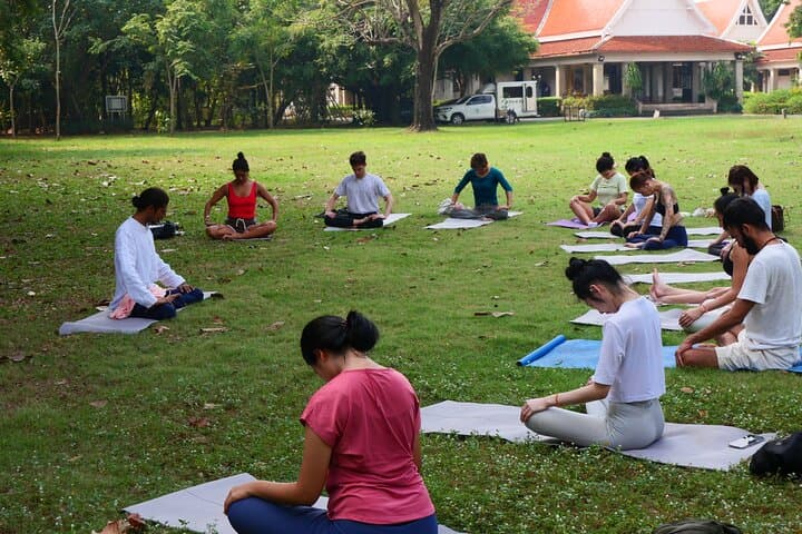 Shared 90-Minute Urban Yoga Retreat in Bangkok — Breath, Asana & Yoga Nidra Under a Tree photo 6