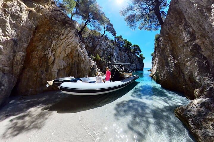 Private Skopelos Island Boat Cruise to Mamma Mia Sites — Agios Ioannis, Kastani & Amarantos