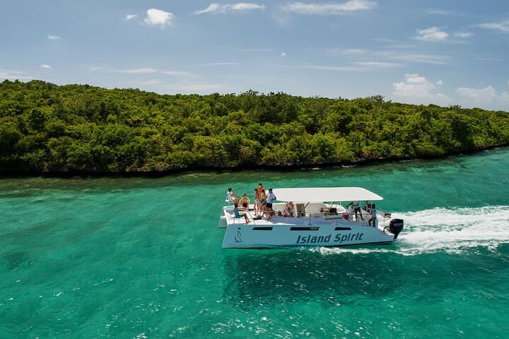 Private Catamaran Cruise to Mauritius’ 5 Southeast Islands from Pointe d'Esny photo 3