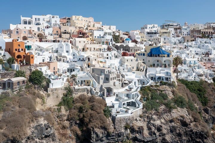 Santorini Panoramic Tour: Caldera Views, Wine Caves & Black Sand Beaches