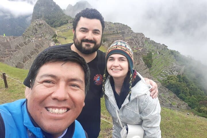 Private Guided Tour of Machu Picchu: Expert Local Guide from Aguas Calientes photo 3