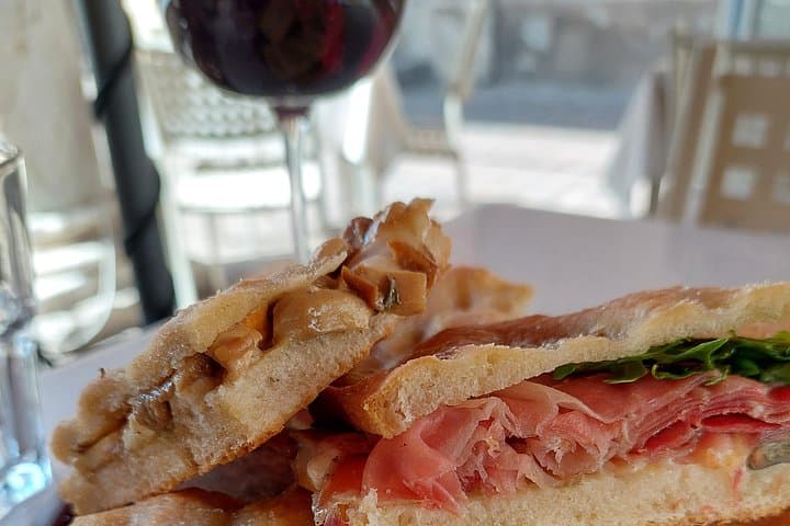 Pisa Foodie Lunch with a Local Sommelier — Taste 15+ Tuscan Specialties photo 1