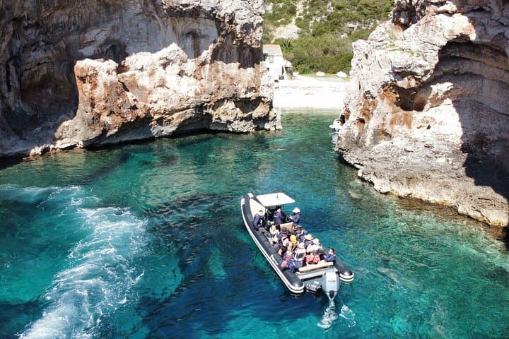 Blue Cave & Six-Island Speedboat Tour from Split — Hvar, Brač & Stiniva in One Day photo 6
