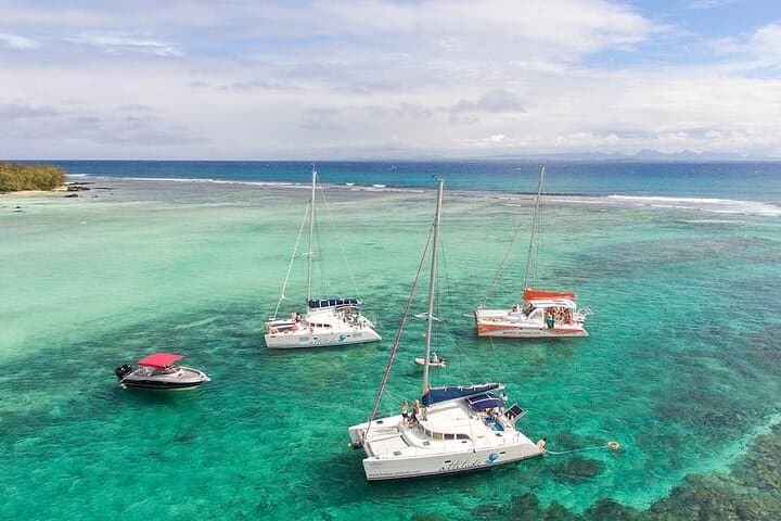 Ile Aux Cerfs Catamaran Cruise from Trou d'Eau Douce — Lunch, Snorkel & Open Bar photo 6