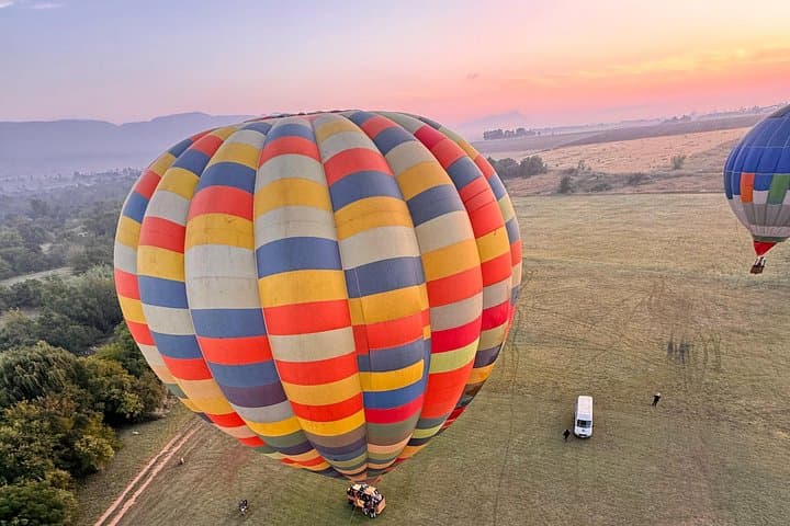 Sunrise Hot Air Balloon Over Magalies Valley — Johannesburg Launch photo 3