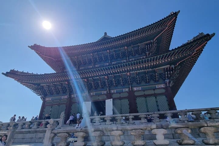 Seoul Private RV Tour — Gyeongbokgung, Gwangjang Market & Jjimjilbang Experience photo 5