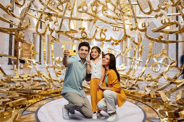 Day Trip from Dubai: Sheikh Zayed Grand Mosque & Qasr Al Watan Palace photo 3