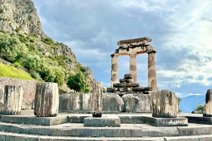 Delphi & Meteora Private Luxury Day Tour from Athens — Ancient Temples & Clifftop Monasteries photo 4