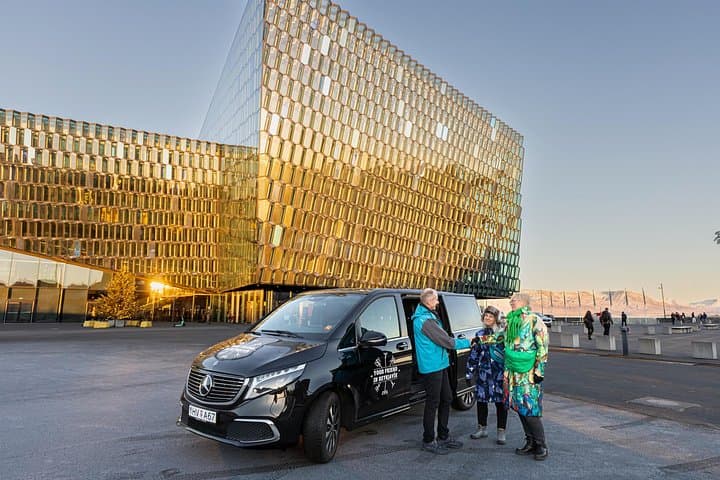 Private 6-Hour Reykjavik Airport & Cruise Transfer with Custom City Tour photo 1