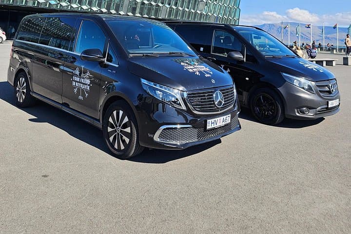 Private 6-Hour Reykjavik Airport & Cruise Transfer with Custom City Tour photo 2