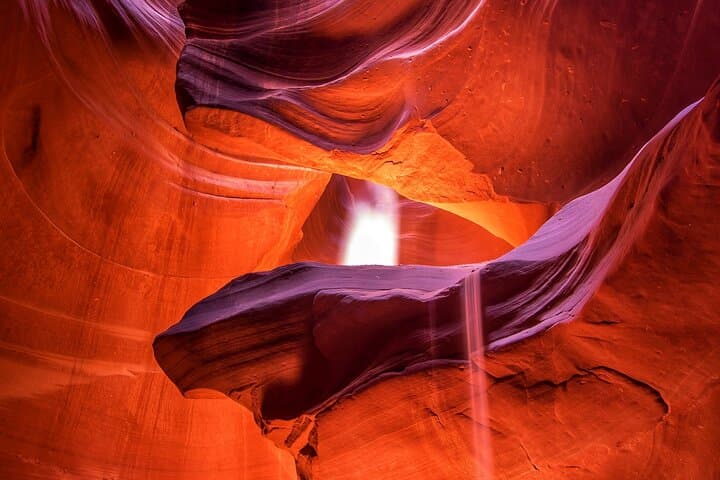 4-Day Grand Canyon & Lower Antelope Canyon Tour from Los Angeles — Horseshoe Bend, Lake Powell & Las Vegas