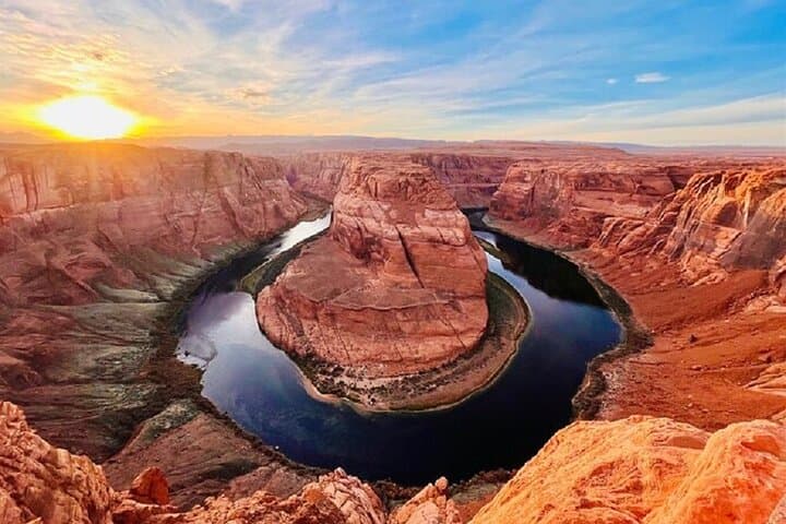 4-Day Grand Canyon & Lower Antelope Canyon Tour from Los Angeles — Horseshoe Bend, Lake Powell & Las Vegas photo 3