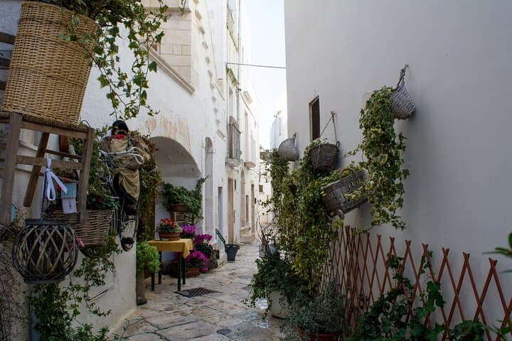 Polignano Family Explorer: Guided Coastal Walking Tour in Polignano a Mare photo 6